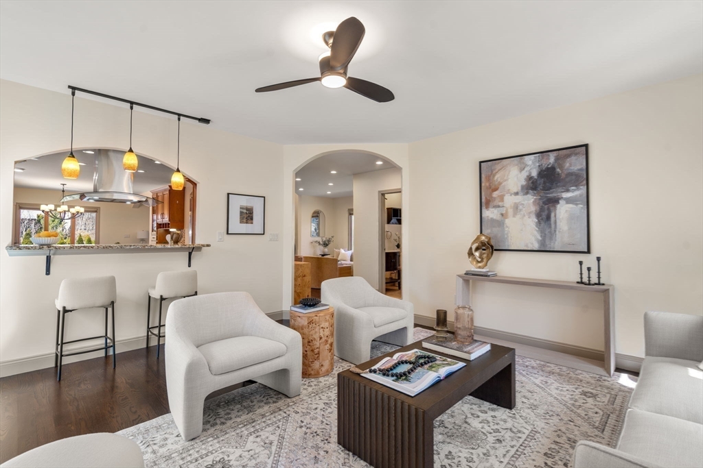 20 Burrage Road Newton, MA 02459 - Photo 12 of 38 Gallery Image 12