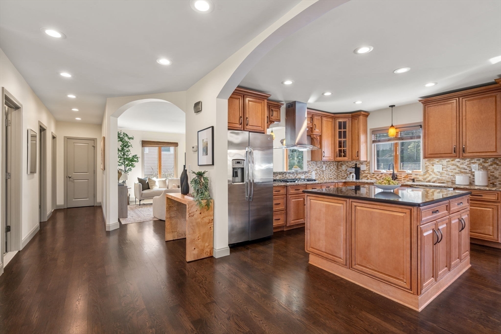 20 Burrage Road Newton, MA 02459 - Photo 7 of 38 Gallery Image 7