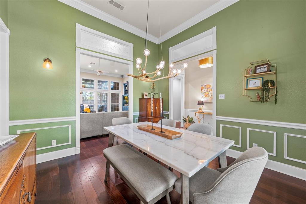 1404 Fort Collins Drive Waco, TX 76712 - Photo 4 of 36