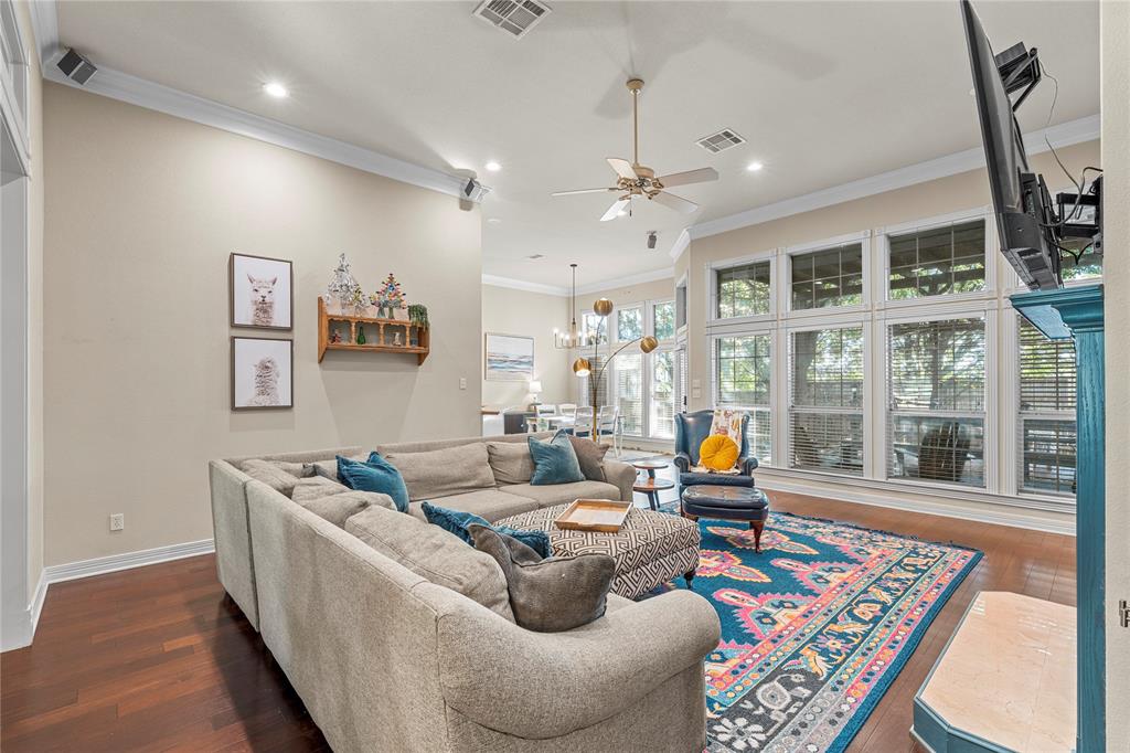 1404 Fort Collins Drive Waco, TX 76712 - Photo 7 of 36