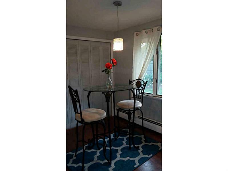 14 Shadbush Road Warwick, RI 02888 - Photo 4 of 12 Dining Area. kitchen/dining area