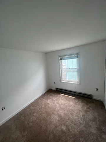 $1,600 | 88 Almy Street, Unit 2, Fall River, MA 02720