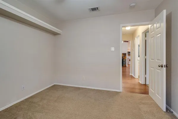 $2,400 | 7317 Amber Drive, Watauga, TX 76148