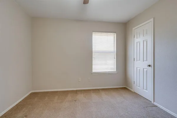 $2,400 | 7317 Amber Drive, Watauga, TX 76148