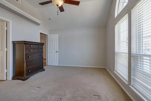 $2,400 | 7317 Amber Drive, Watauga, TX 76148