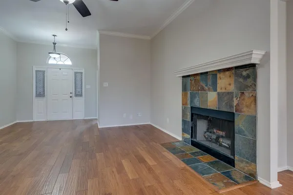 $2,400 | 7317 Amber Drive, Watauga, TX 76148