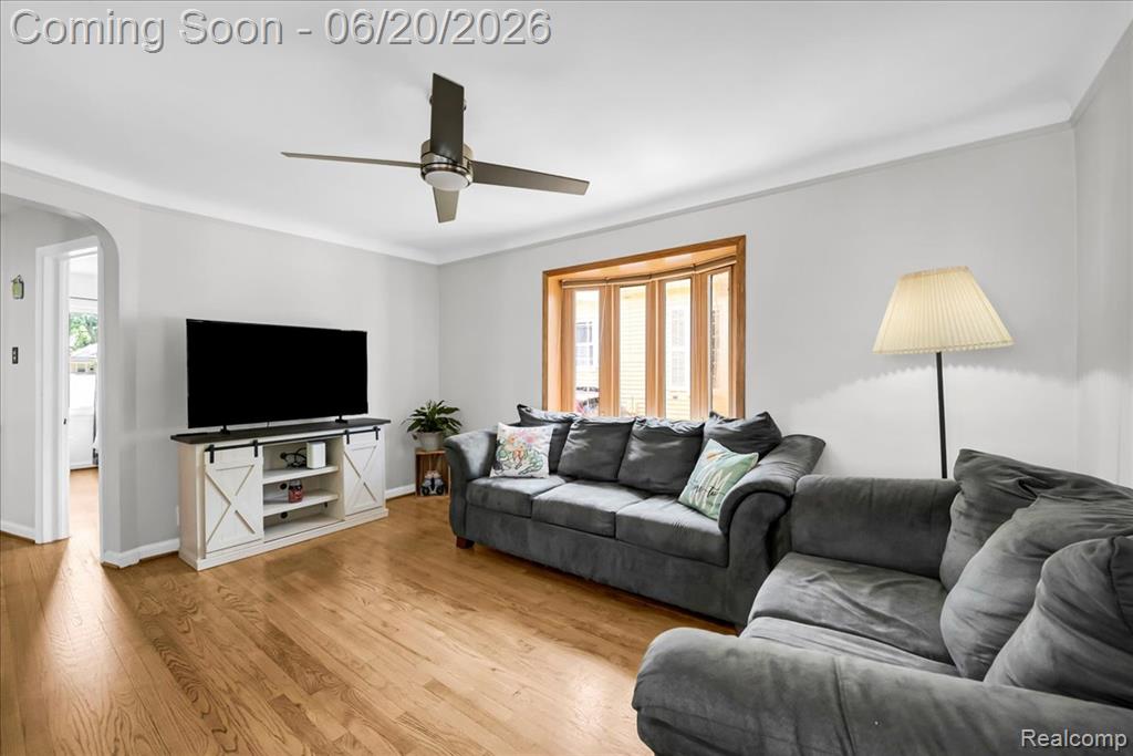 1009 Harvard Road Berkley, MI 48072 - Photo 4 of 44