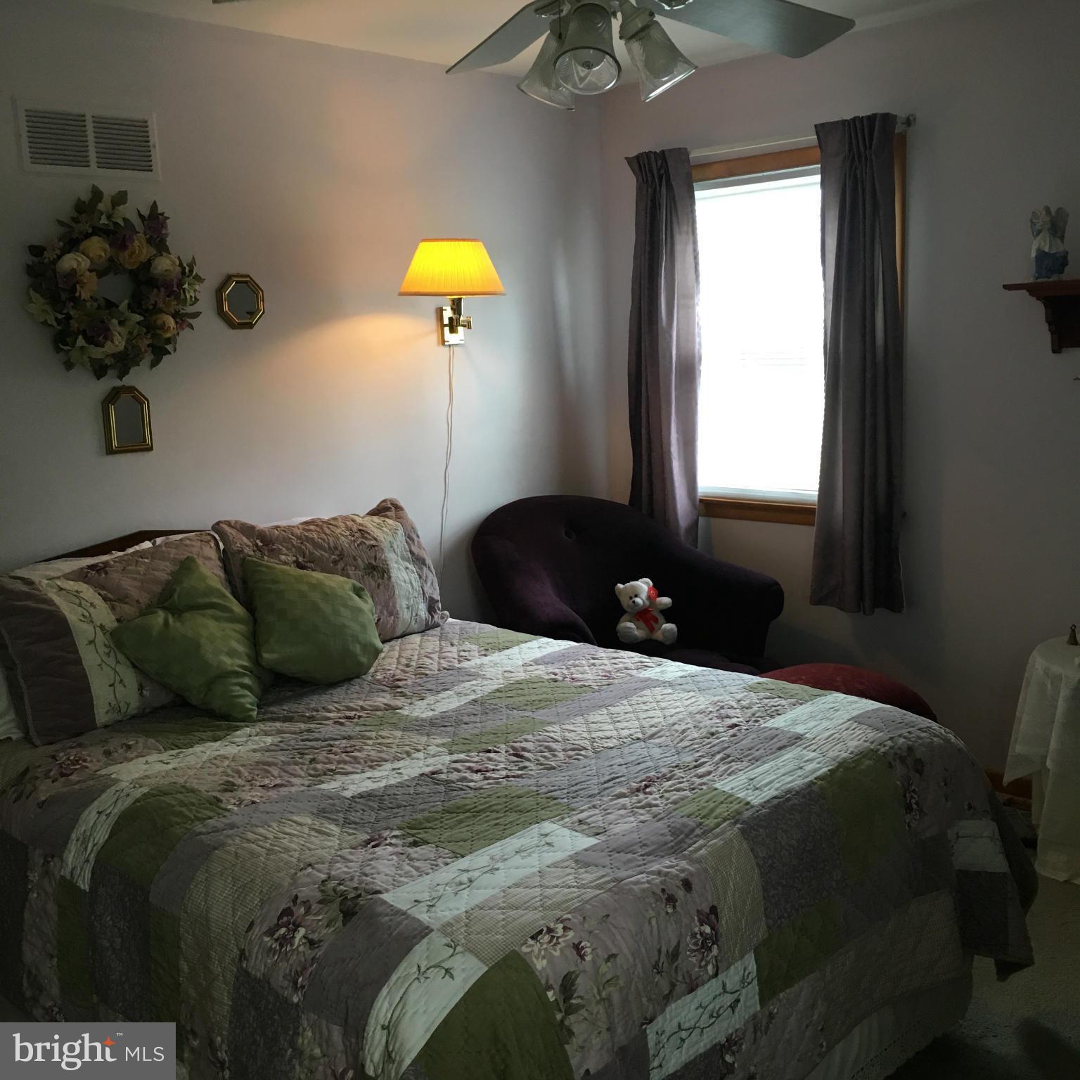 809 Pasadena Road Pasadena, MD 21122 - Photo 9 of 21 Bedroom