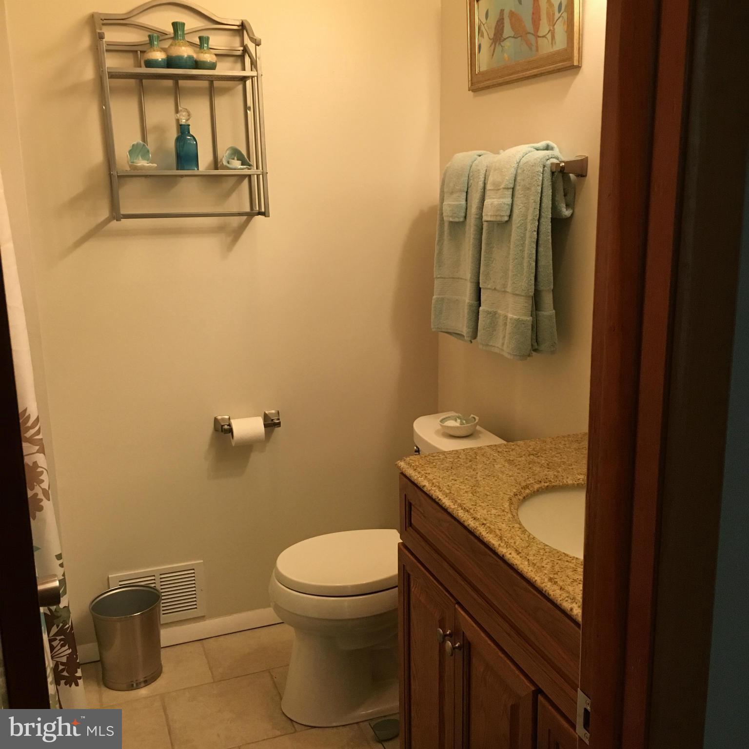 809 Pasadena Road Pasadena, MD 21122 - Photo 10 of 21 Bath