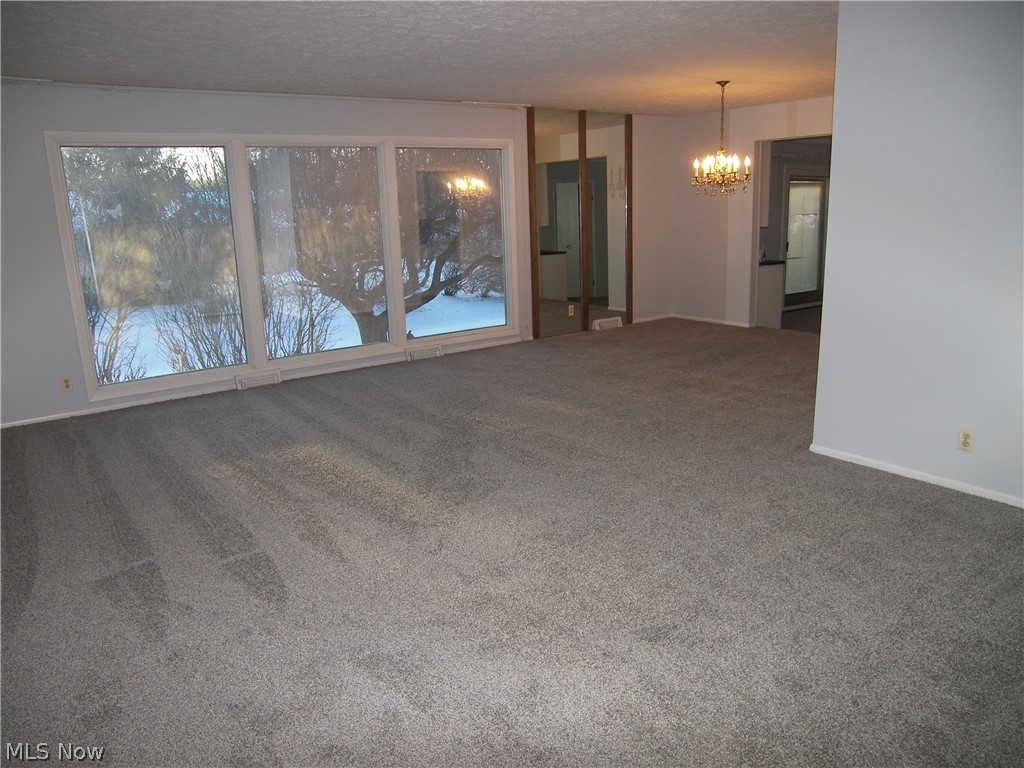 986 Brainard Road Cleveland, OH 44143 - Photo 8 of 33 Gallery Image 8