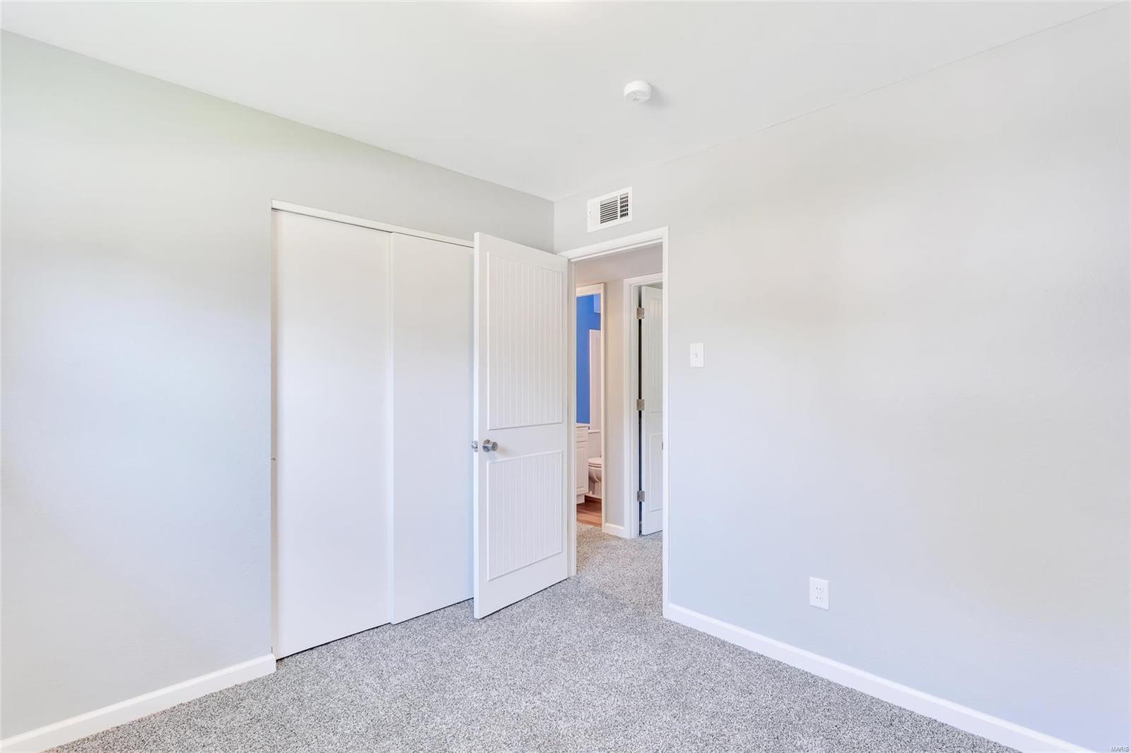 501 St Patrick Drive O'Fallon, MO 63366 - Photo 21 of 31