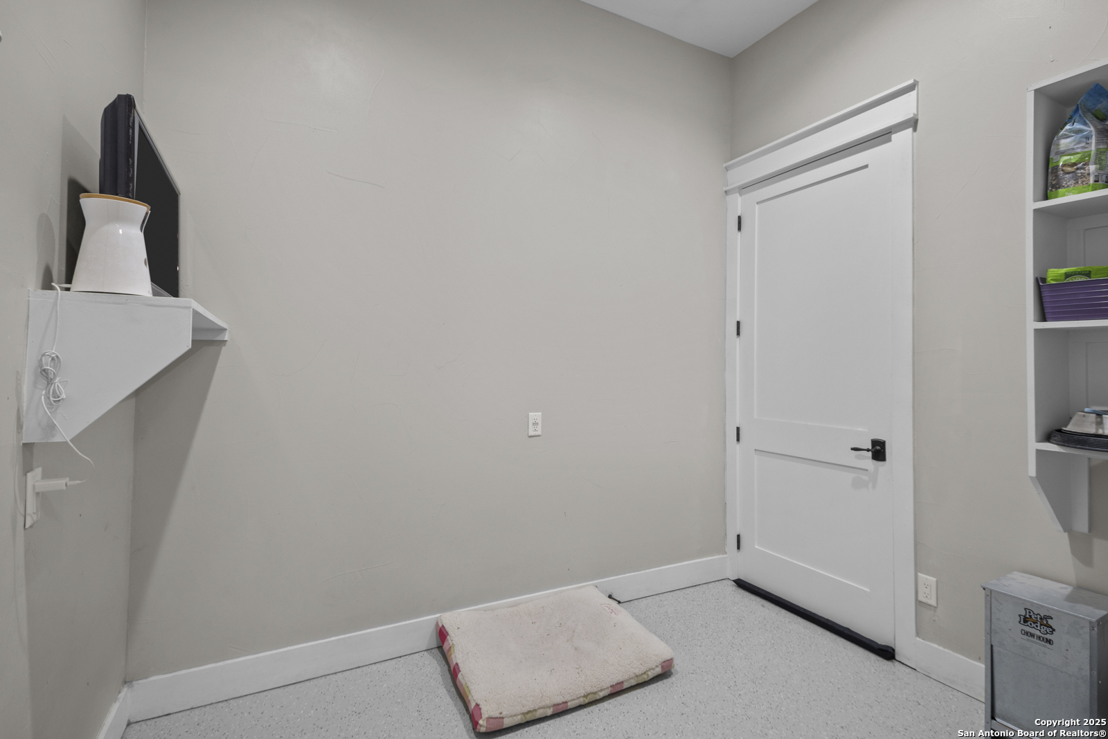 209 River Ridge Boerne, TX 78006 - Photo 35 of 60 a view of an empty room