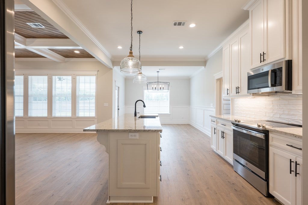 409 Long Pond Road Lake Park, GA 31636 - Photo 13 of 38 Gallery Image 13