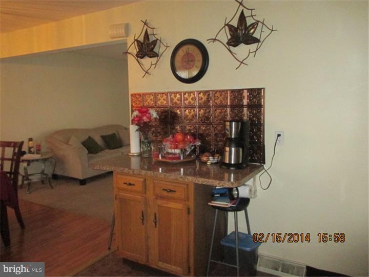 1327 Cloverly Road Warminster, PA 18974 - Photo 4 of 22 Kitchen
