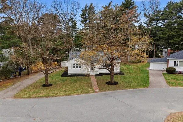 $500,000 | 22 Circle Drive, Brockton, MA 02301