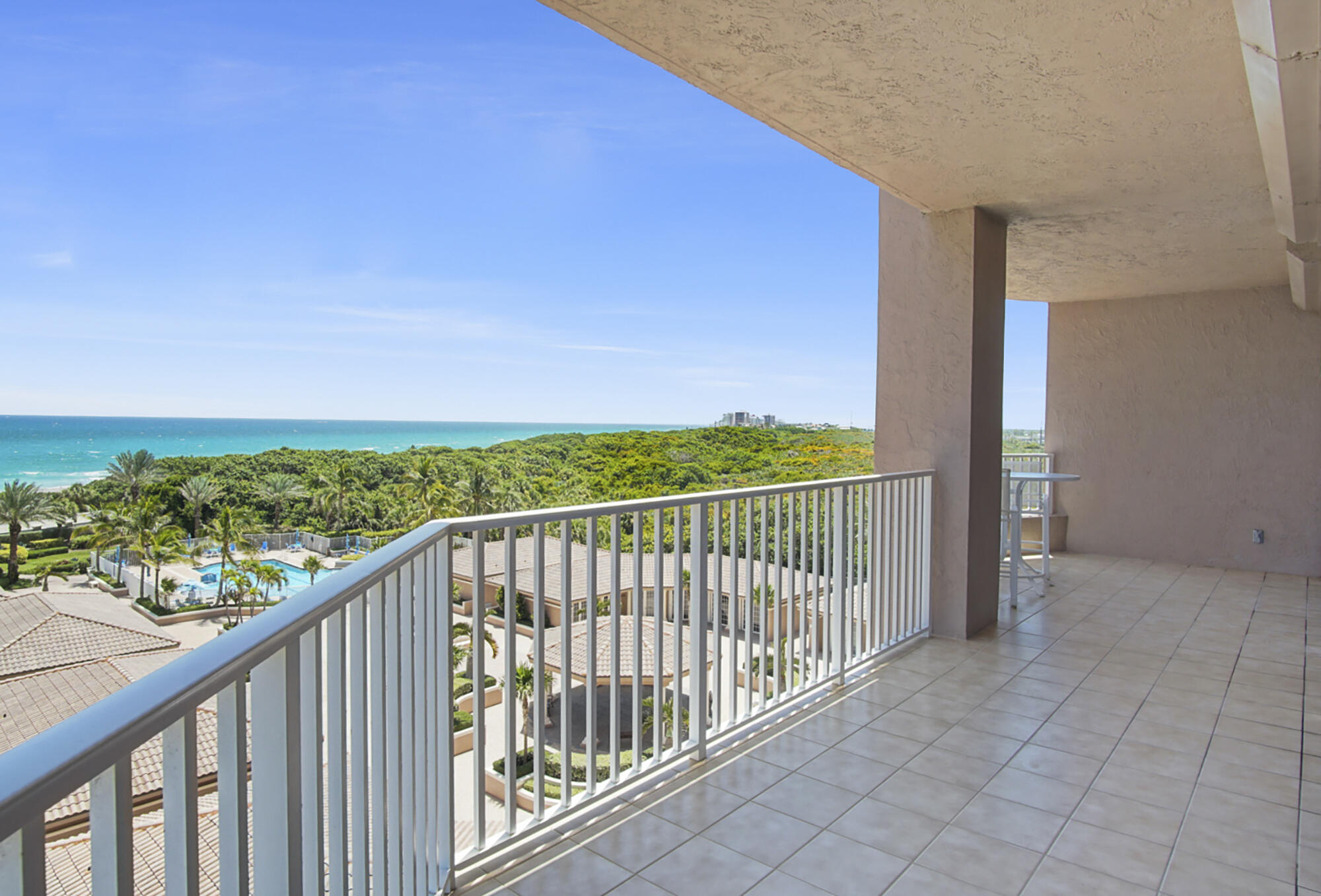 700 Ocean Royale, Unit 501 Juno Beach, FL 33408 - Photo 12 of 70 Ocean Royale (3)