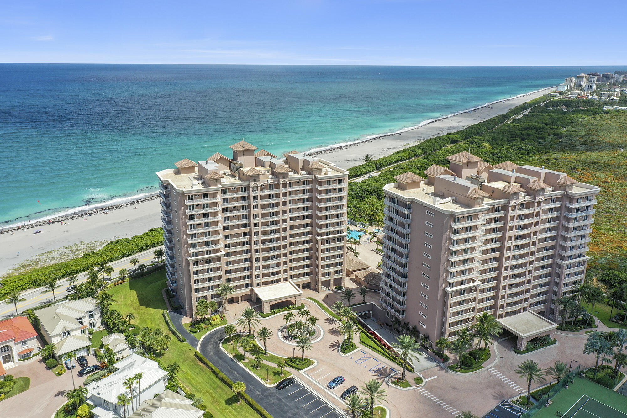 700 Ocean Royale, Unit 501 Juno Beach, FL 33408 - Photo 2 of 70 Ocean Royale (20)