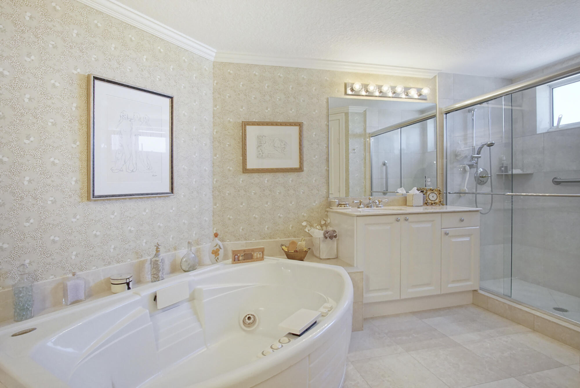 700 Ocean Royale, Unit 501 Juno Beach, FL 33408 - Photo 27 of 70 Ocean Royale (55)