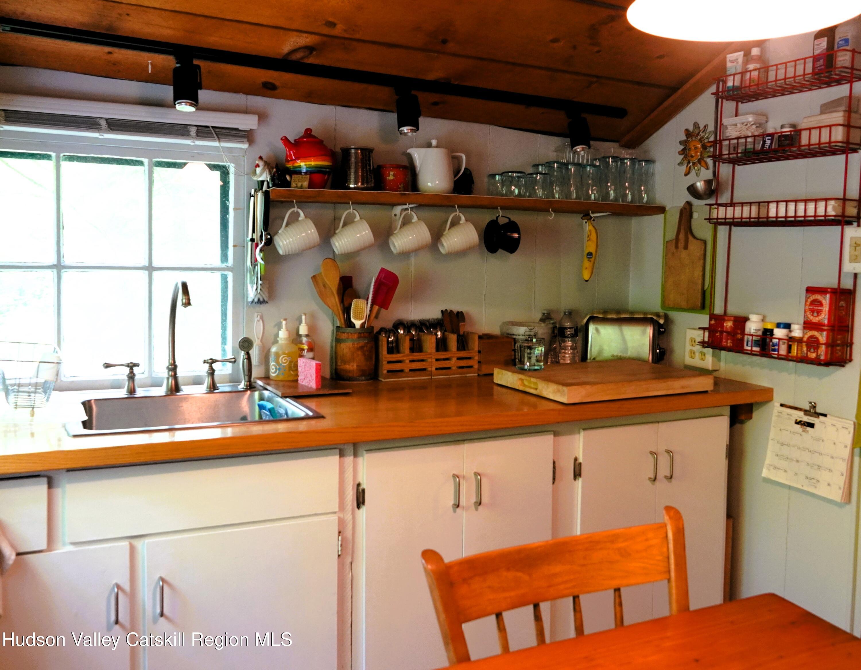 3 Dymond Road Kerhonkson, NY 12446 - Photo 4 of 16 DSC00420