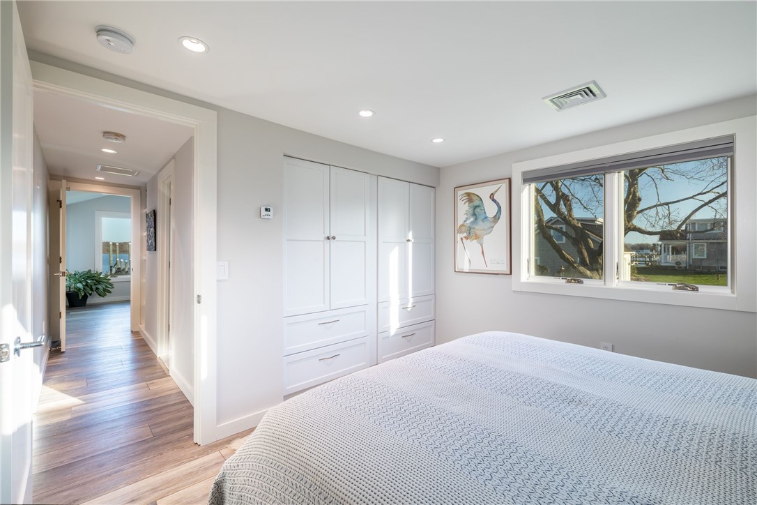 25 Barnacle Road Narragansett, RI 02882 - Photo 14 of 32