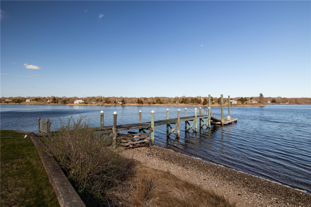 25 Barnacle Road Narragansett, RI 02882 - Photo 24 of 32