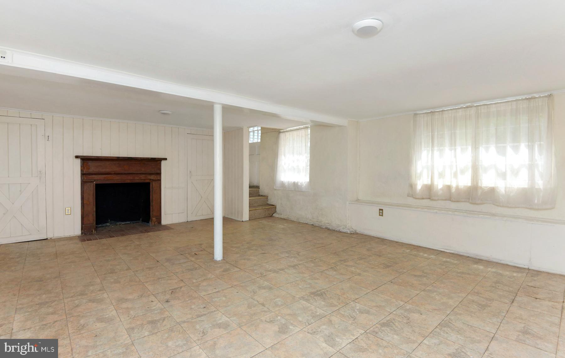 628 Cherry Valley Road Princeton, NJ 08540 - Photo 22 of 29 FAMILY ROOM