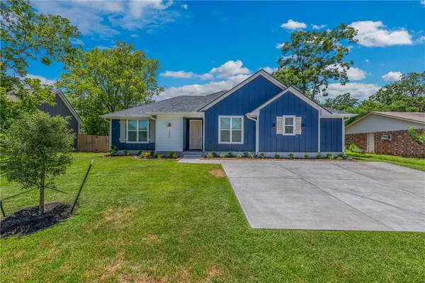 $675,000 | 1220 Neal Pickett Drive, College Station, TX 77840