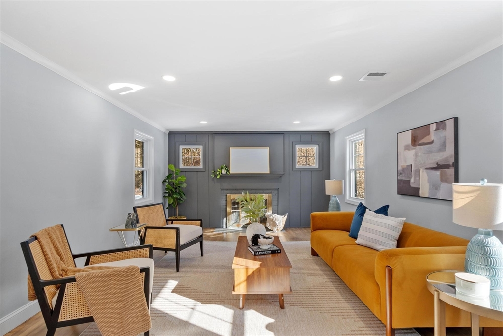 401 Belknap Road Framingham, MA 01701 - Photo 12 of 34