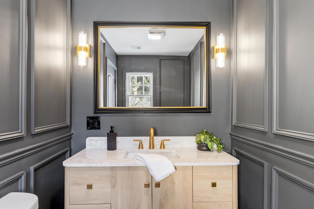 401 Belknap Road Framingham, MA 01701 - Photo 14 of 34