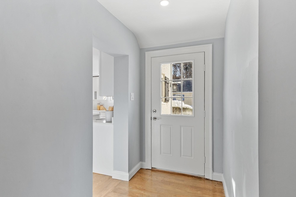 401 Belknap Road Framingham, MA 01701 - Photo 20 of 34