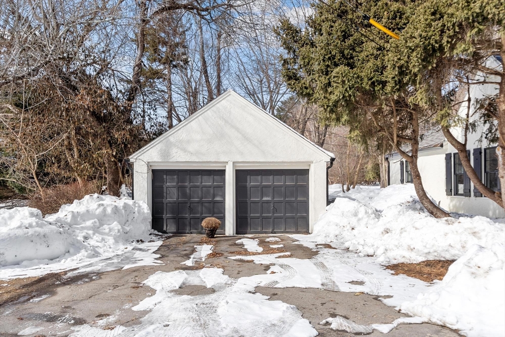 401 Belknap Road Framingham, MA 01701 - Photo 24 of 34