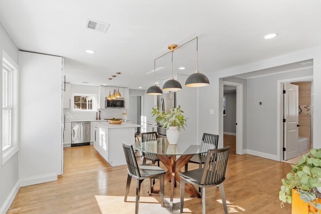 401 Belknap Road Framingham, MA 01701 - Photo 6 of 34