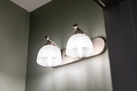 a close view of a fireplace in a room