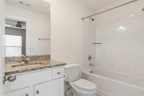 a close view of sink