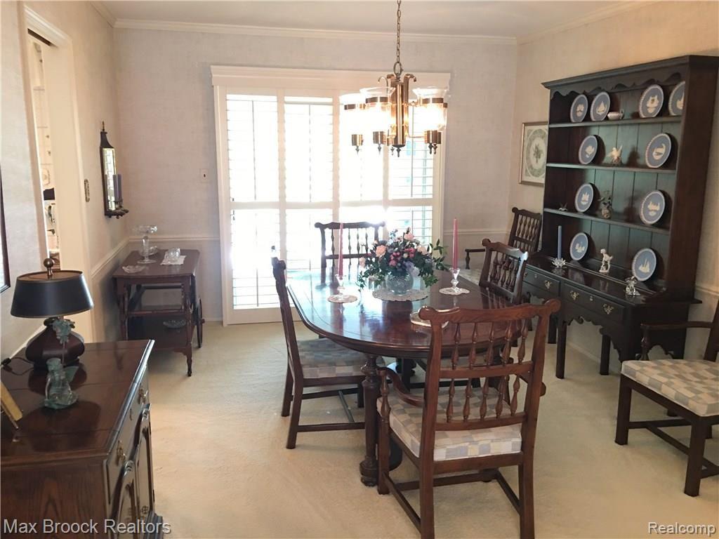 1750 Tiverton Road Bloomfield Hills, MI 48304 - Photo 7 of 32