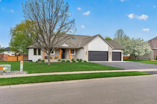 $474,900 | 17950 Concord Street Northwest, Elk River, MN 55330