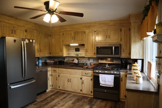 $449,000 | 5 Heald Stream Road, Jackman, ME 04945