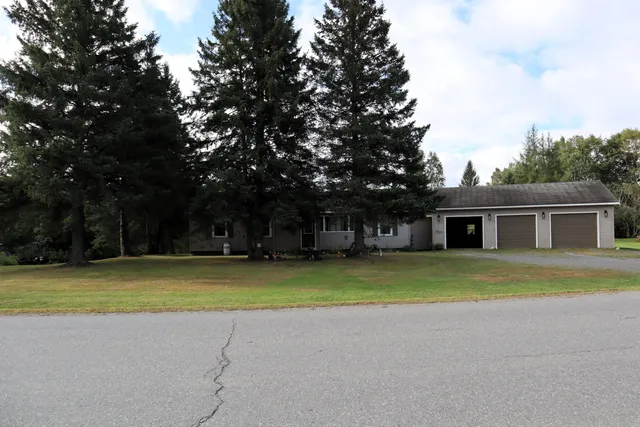 $449,000 | 5 Heald Stream Road, Jackman, ME 04945