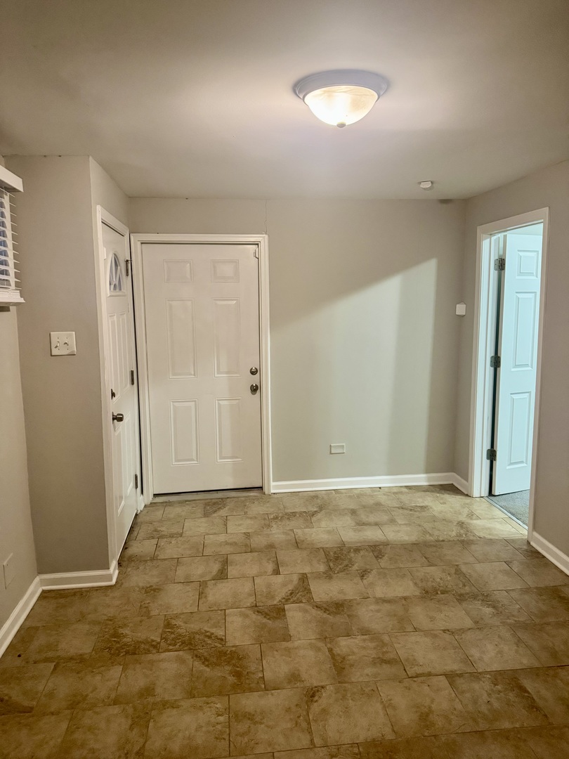 245 Allegheny Street Park Forest, IL 60466 - Photo 15 of 19 a view of an empty room