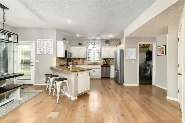 $385,000 | 15943 South Avalon Street, Olathe, KS 66062