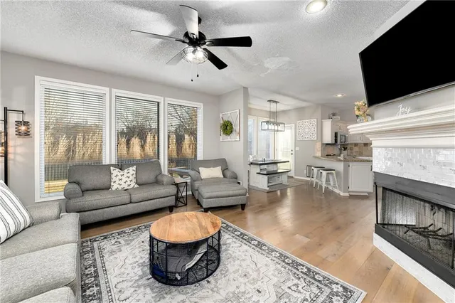 $385,000 | 15943 South Avalon Street, Olathe, KS 66062