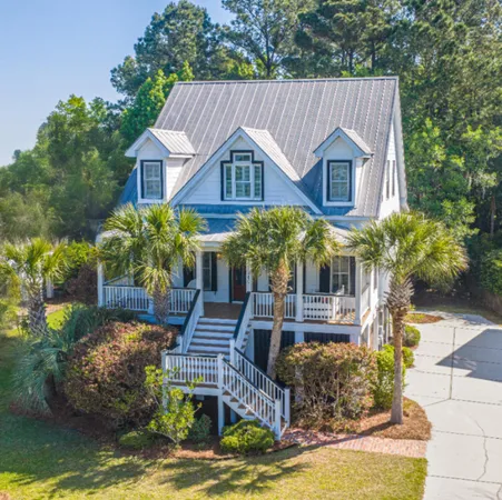 $878,000 | 2240 Branch Creek Drive, Mount Pleasant, SC 29466