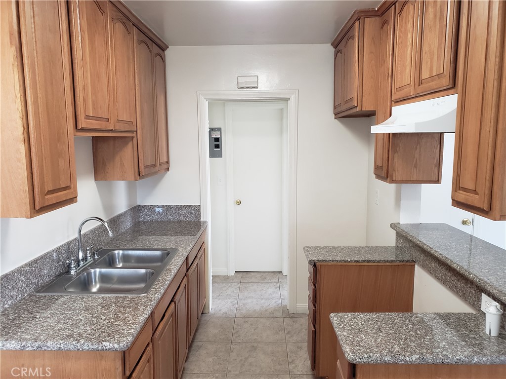 5544 McCulloch Avenue, Unit H Temple City, CA 91780 - Photo 6 of 11