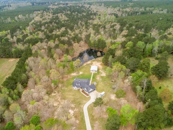 $985,000 | 845 Farm To Market Road 31, De Berry, TX 75639