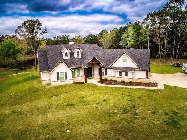$985,000 | 845 Farm To Market Road 31, De Berry, TX 75639