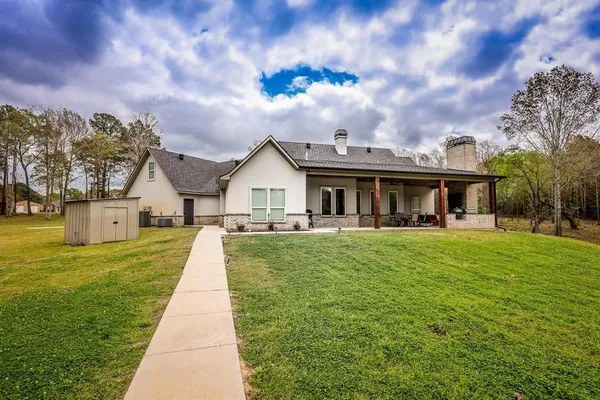 $985,000 | 845 Farm To Market Road 31, De Berry, TX 75639