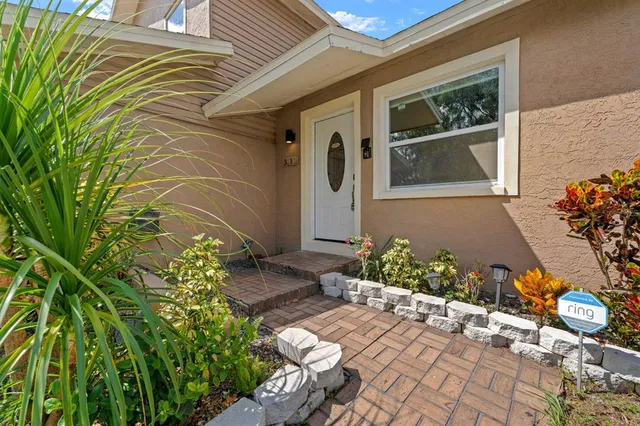 $359,900 | 3210 Acapulco Drive, Riverview, FL 33578