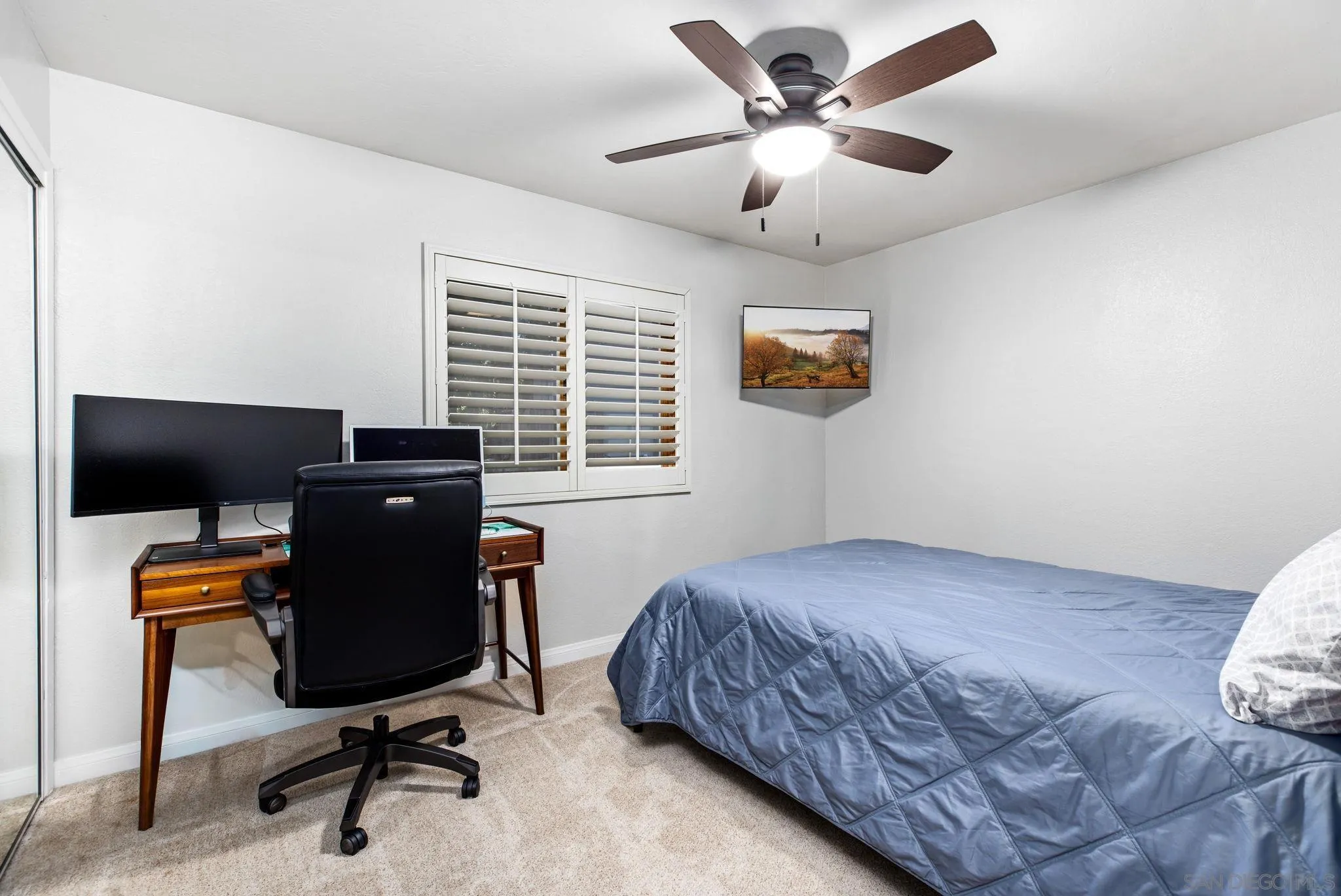 16614 Wikiup Road Ramona, CA 92065 - Photo 24 of 37 a bedroom with bed and window