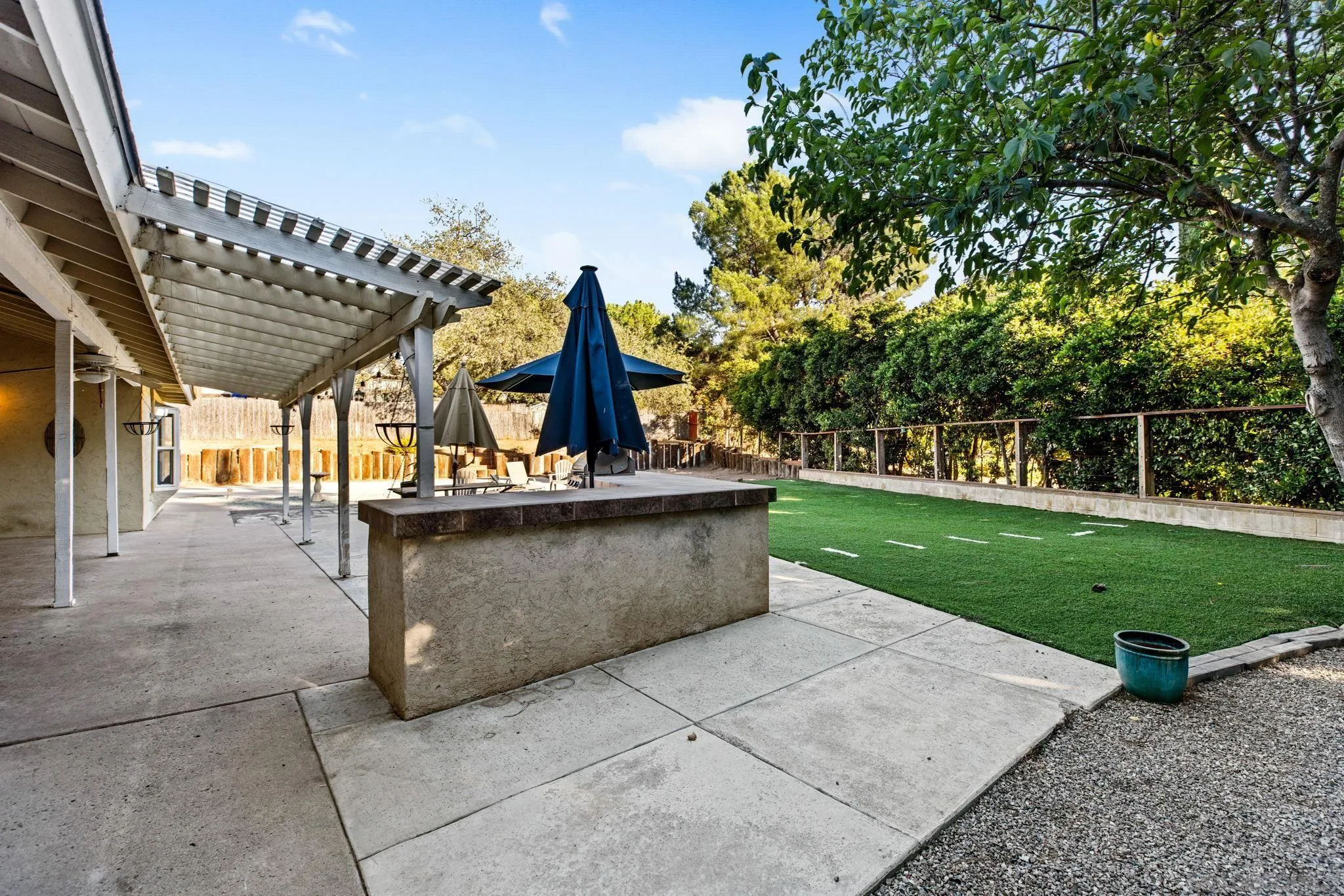 16614 Wikiup Road Ramona, CA 92065 - Photo 29 of 37 a view of a terrace with a garden
