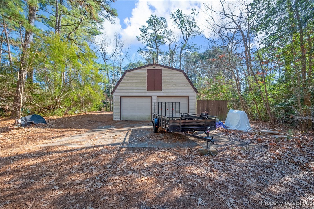 118 Paradise Point Road Yorktown, VA 23692 - Photo 41 of 50 View of garage